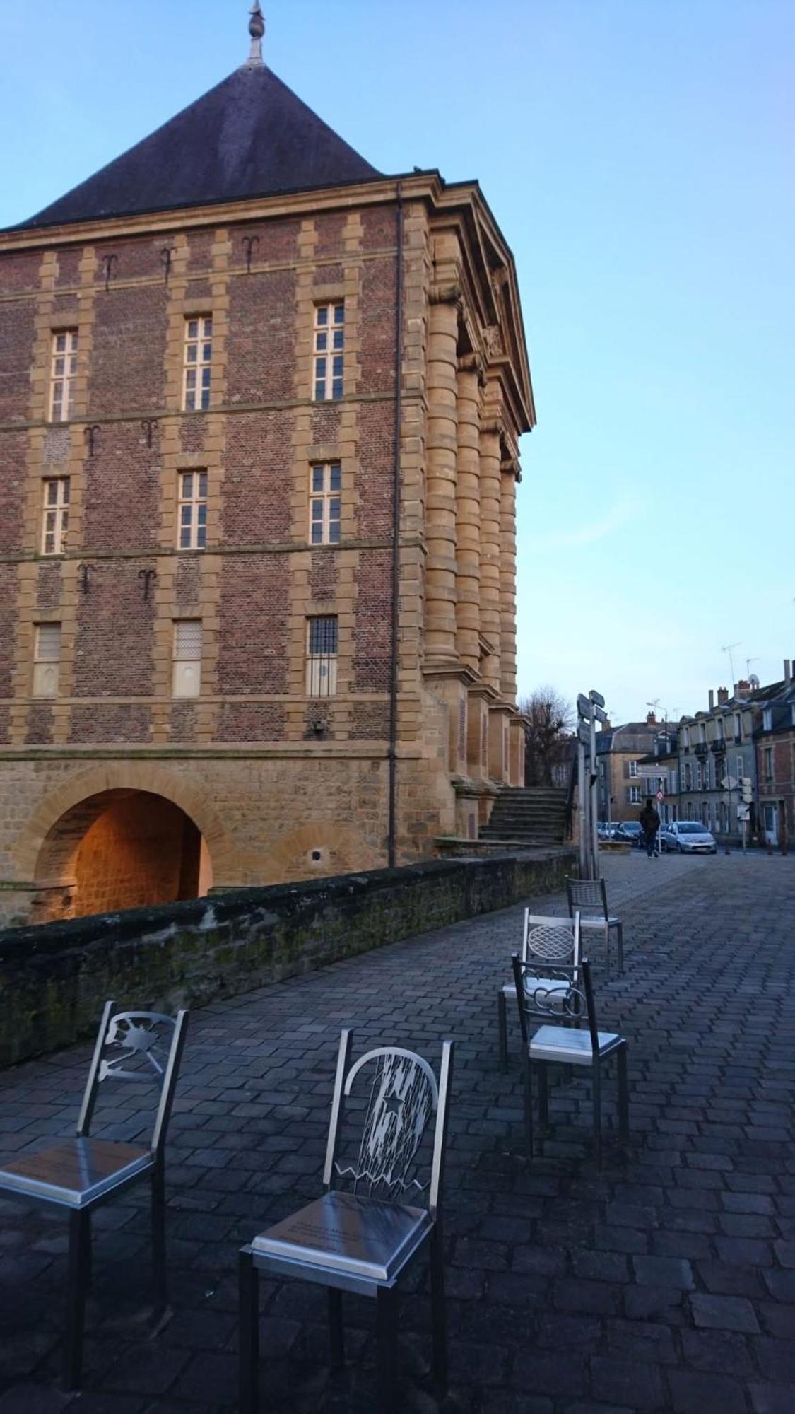 Le Petit Ardennais Charleville-Mezieres Exterior foto